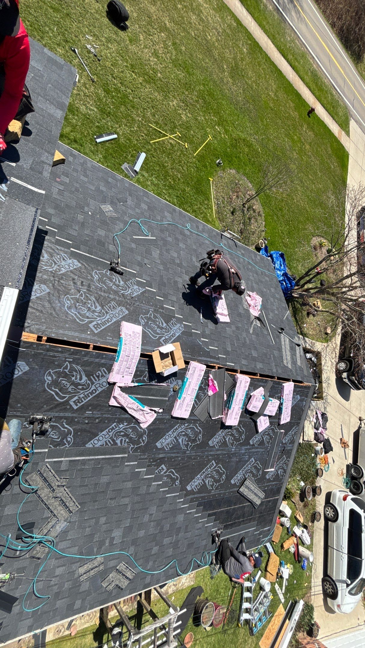 Roof Replacement using Owens Corning Onyx Black by 180 Contractors