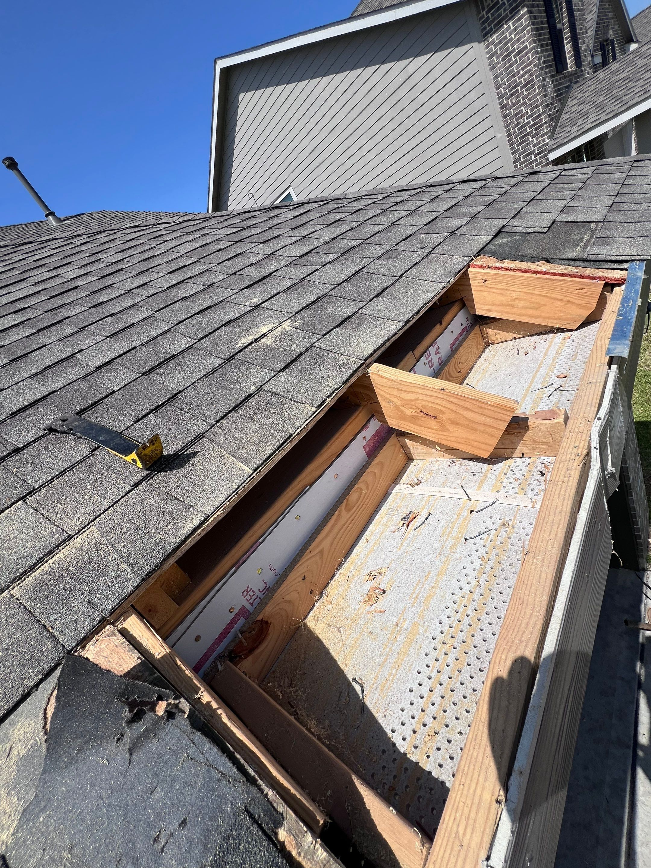 Residential Roofing Repair using Owen's Corning Duration (Lifetime) Shingles by Roof Repair Company