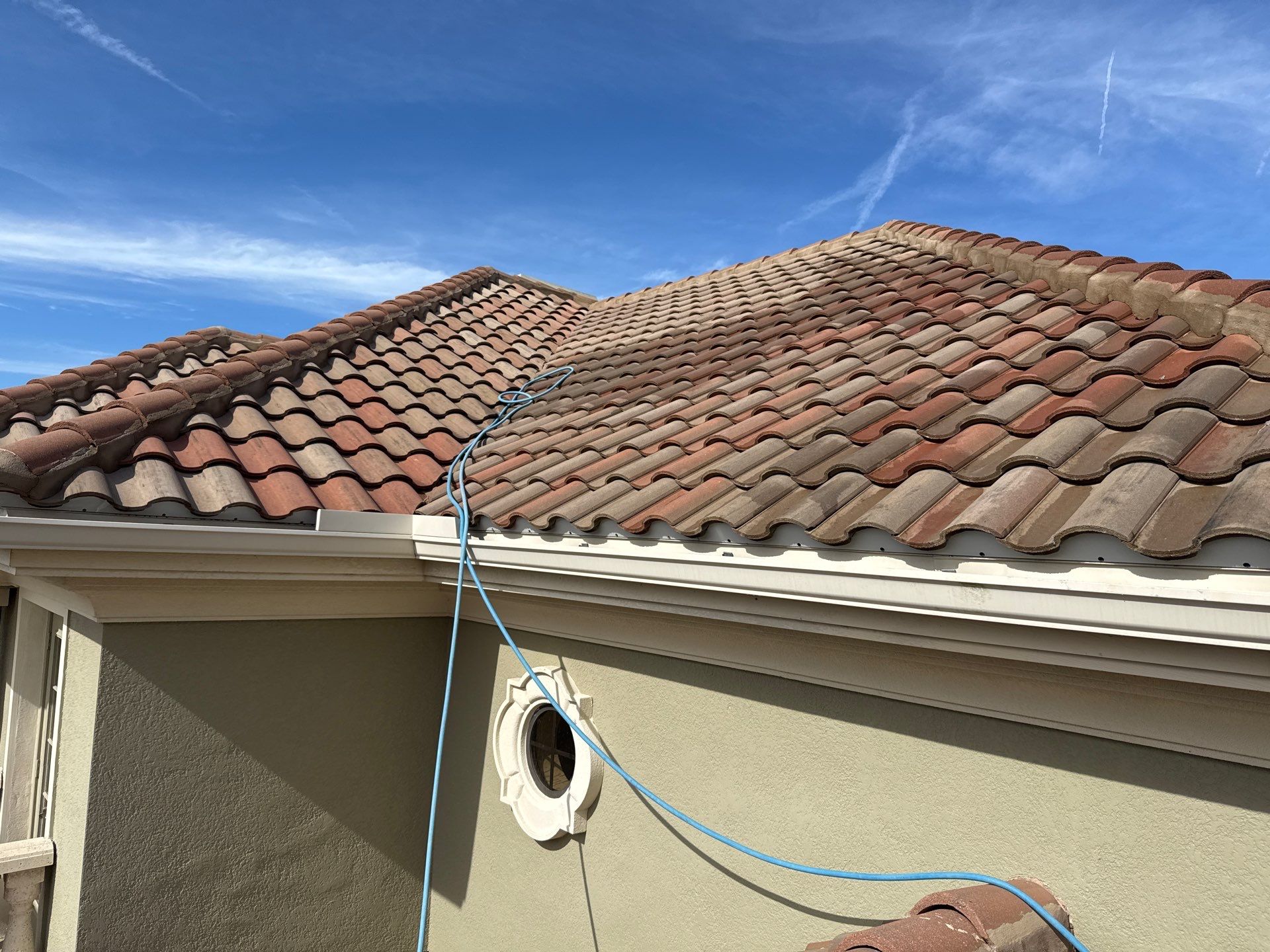 Roof Cleaning & Pool Deck Cleaning! Winding River, Bradenton, FL by Sunshine AquaWash