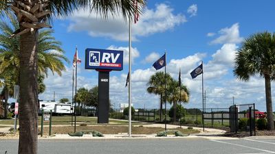 Pylon Sign for PPL Motorhomes