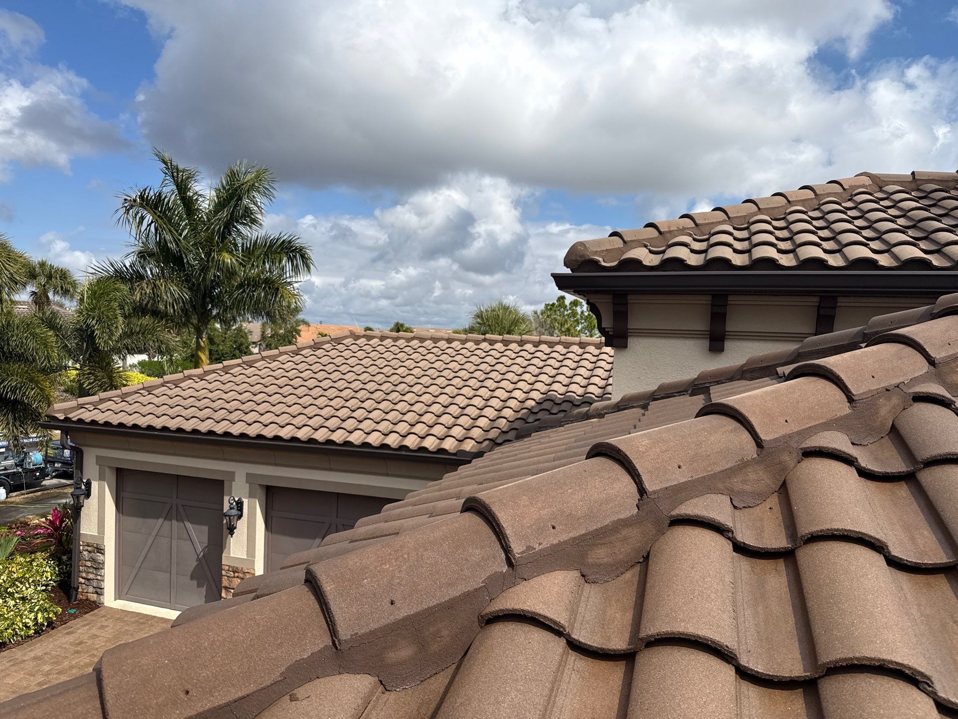 Barrel Tile Roof Cleaning – Lakewood Ranch, FL by Sunshine AquaWash