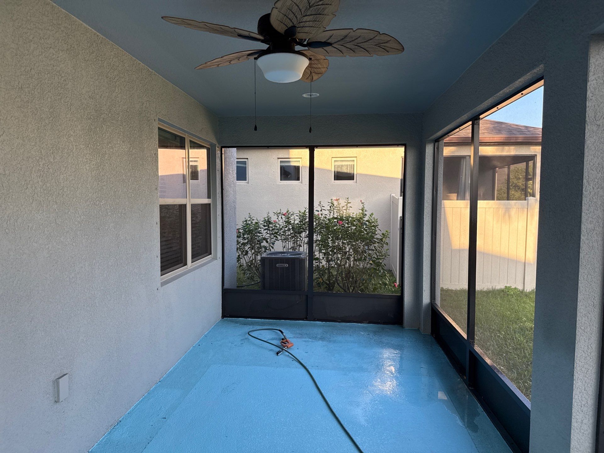 🚿 Trevesta Community Driveway & Lanai Cleaning | Palmetto, FL Pressure Washing 🚿 by Sunshine AquaWash