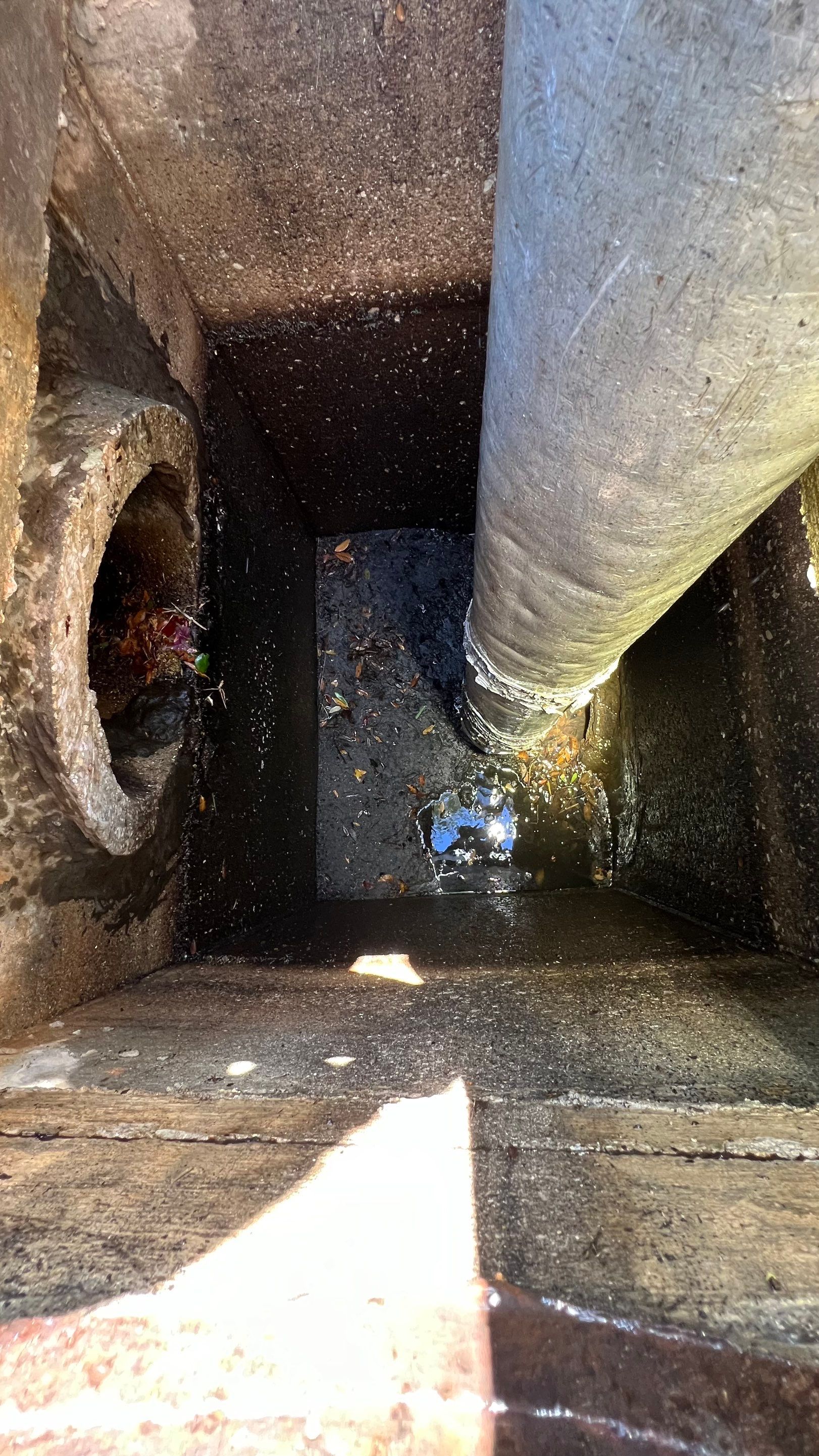 North Naples Neighborhood Catch Basin Cleaning by APS Power & Water