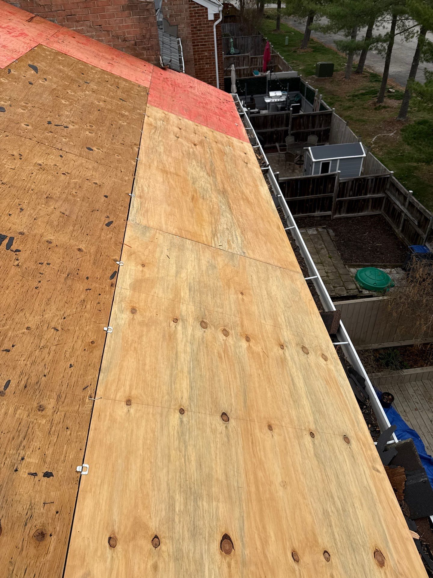 Springfield: Residential Roof Replacement with CertainTeed Landmark Pro in Max Def Red Oak by RM Banning, Inc.