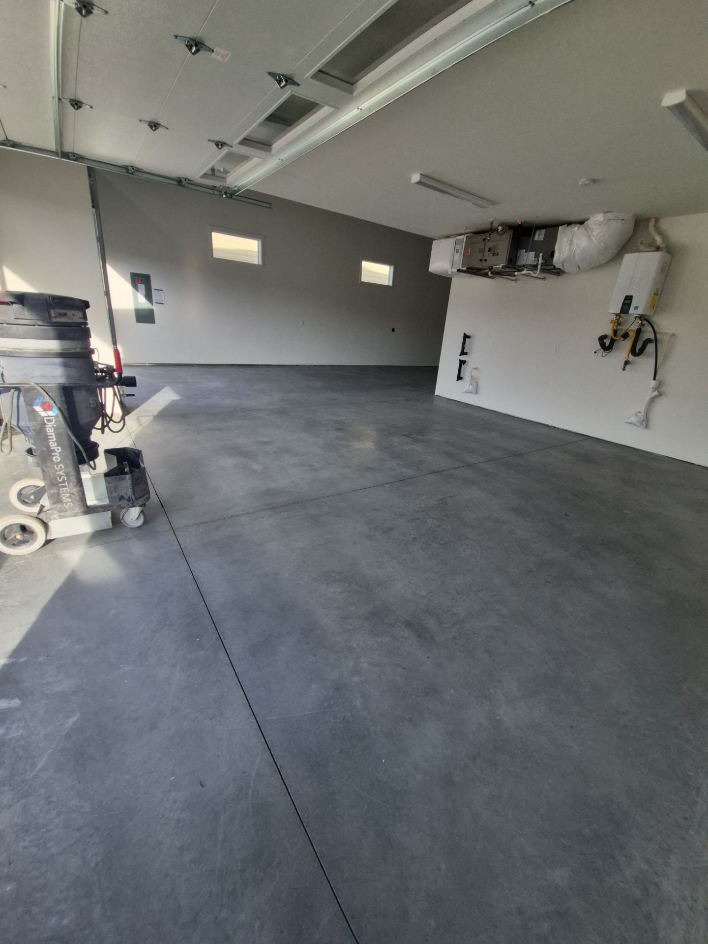 Pebble Beach Polyurea Garage Floor Coating in Kennewick by Croc Coatings, LLC