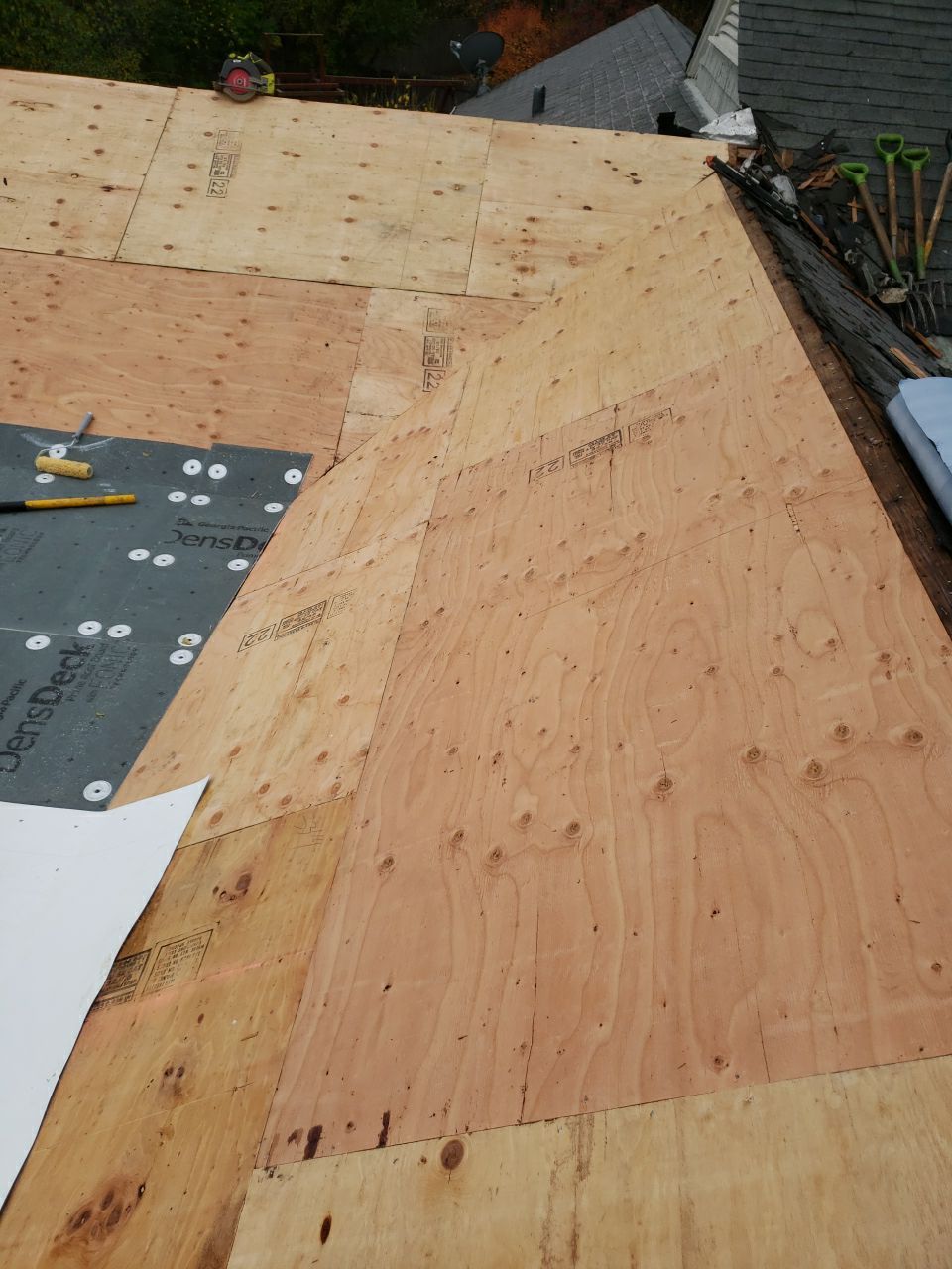 Asphalt Roof Replacement by Custom Installations