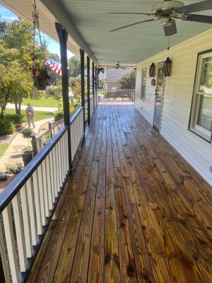 Weathered Deck using Wood Sealant