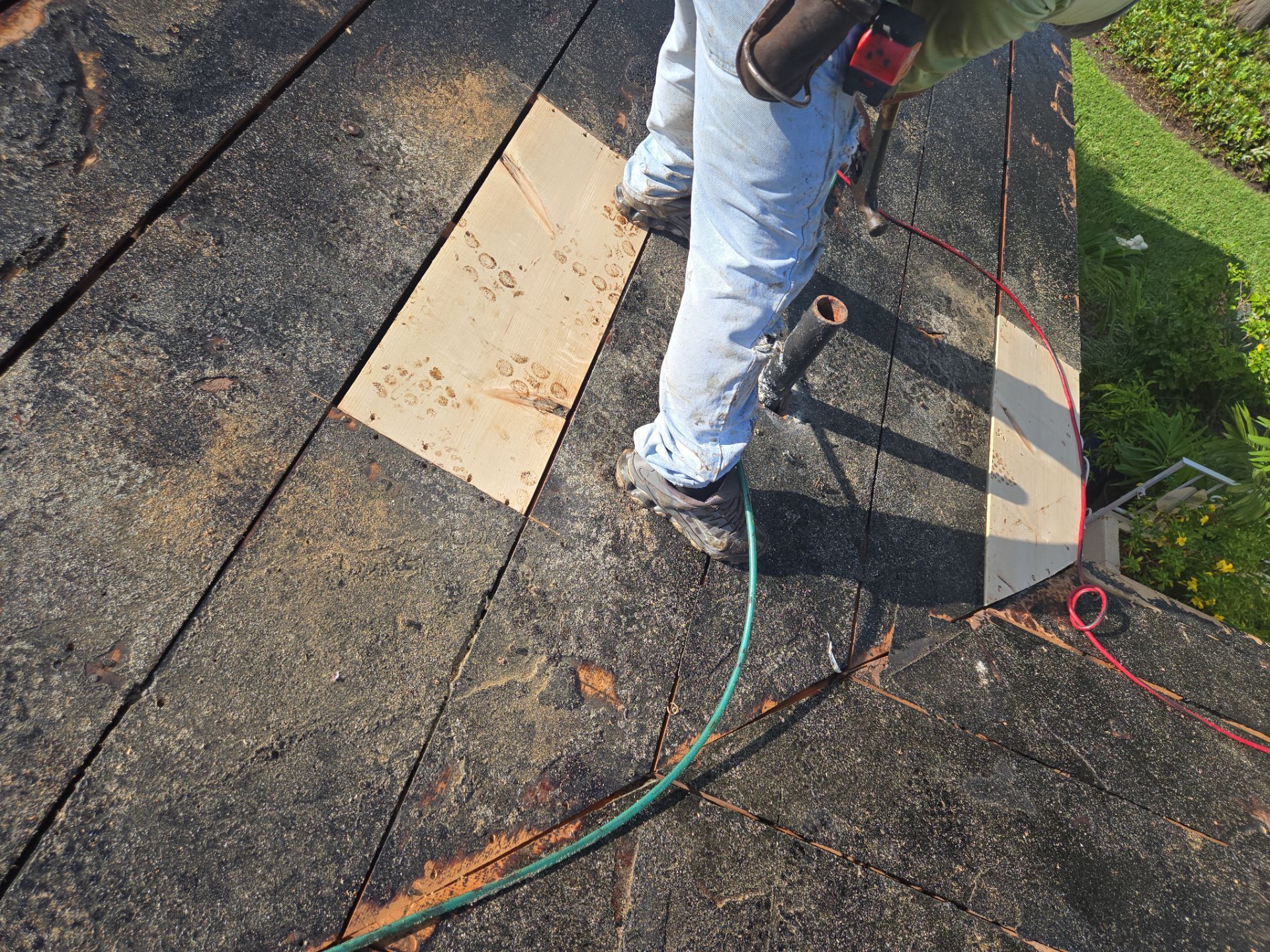 Project in St. Petersburg 33710 by Mitchell Roofing Company LLC 