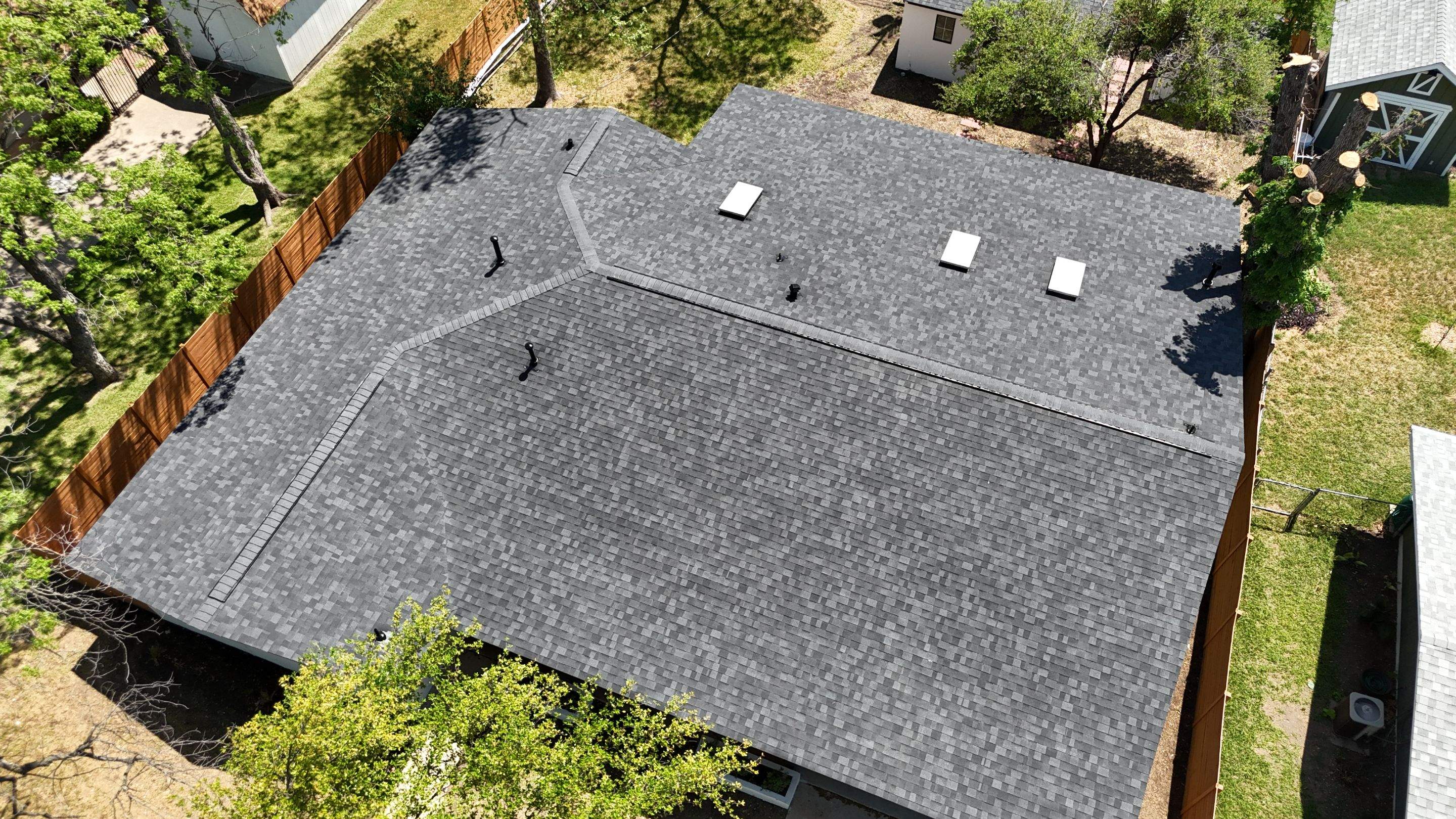 Onyx Black - Owens Corning TruDefinition Duration  by RoofsOnly.com
