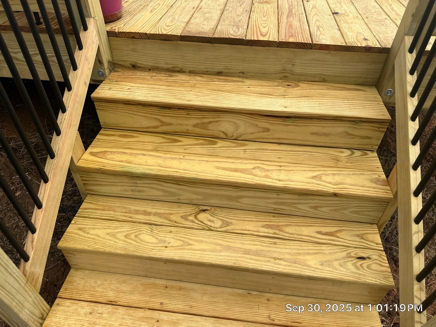 Wood Deck using Wood Sealant by DuraSeal