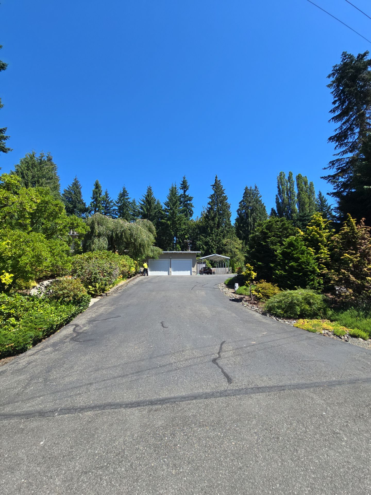 Driveway Sealcoat Repair | Woodinville  by Jireh Asphalt & Concrete Inc 