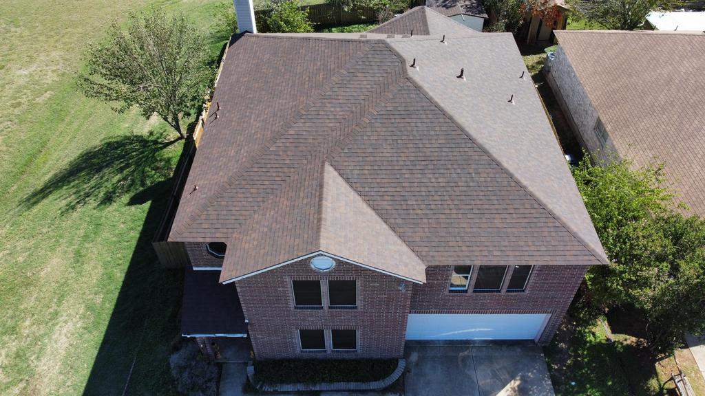 Residential Roofing Installation using Owens Corning Oakridge by Kstylez Roofing & Construction