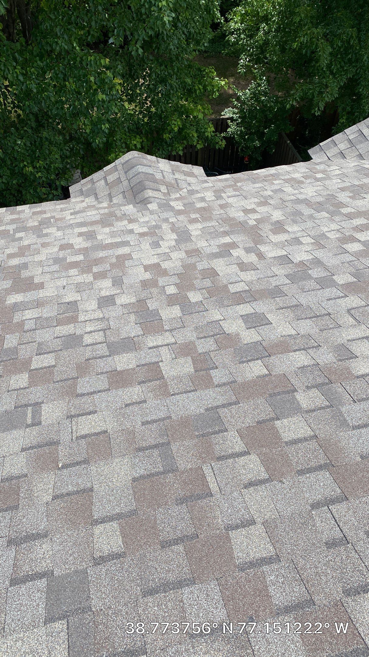 Alexandria - Certainteed Landmark Weathered Wood Shingles by RM Banning, Inc.