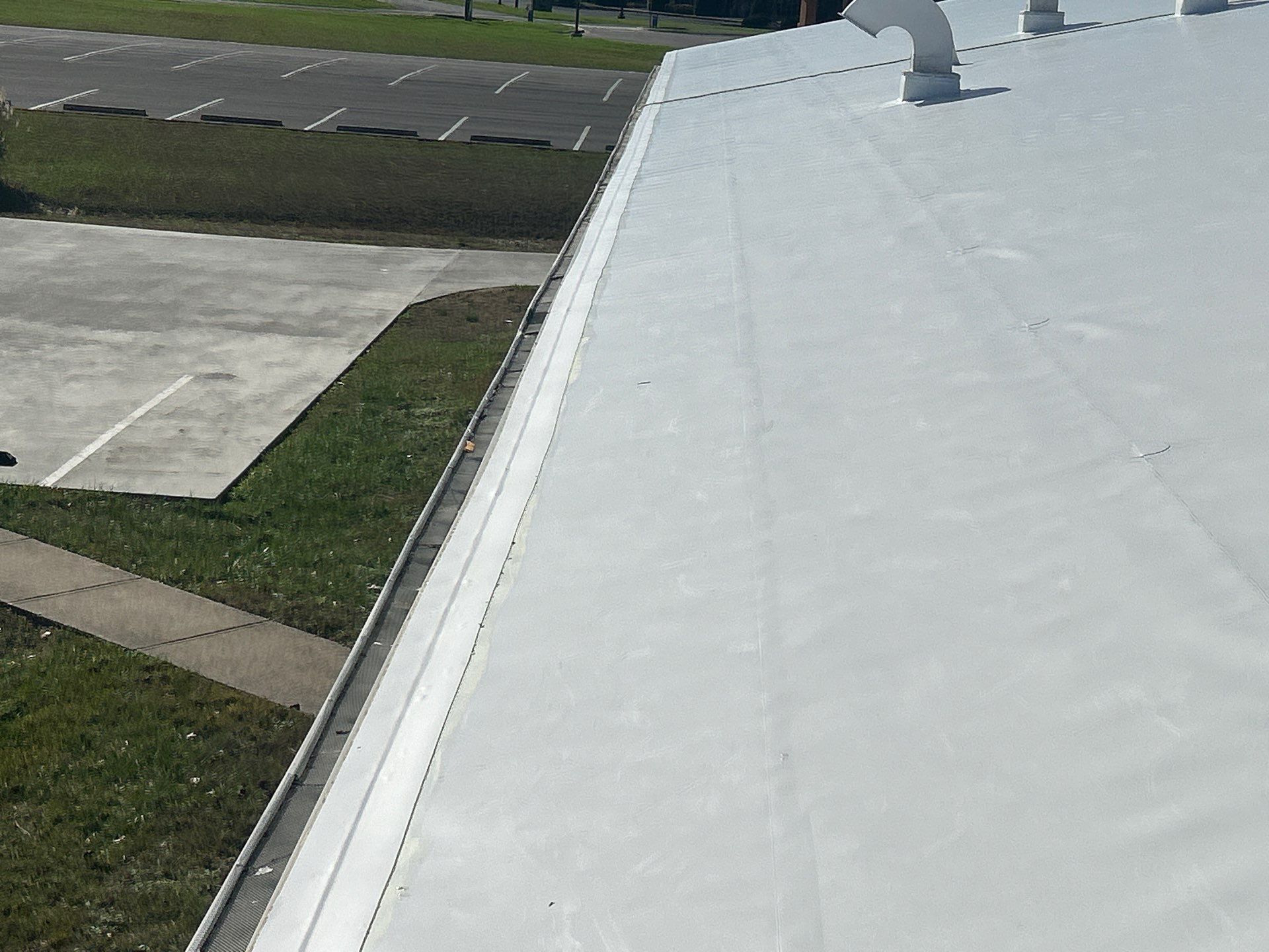 Commercial Roofing Installation using Energy Efficient Roofing by Kentucky Commercial Roofing