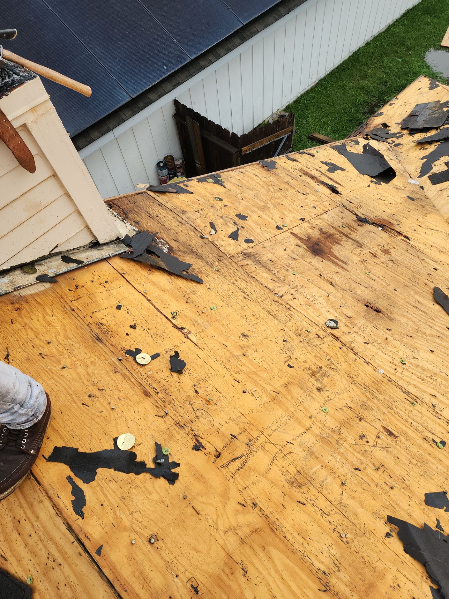 Residential Roofing Installation using Owen's Corning Duration (Lifetime) Shingles by Roof Repair Company