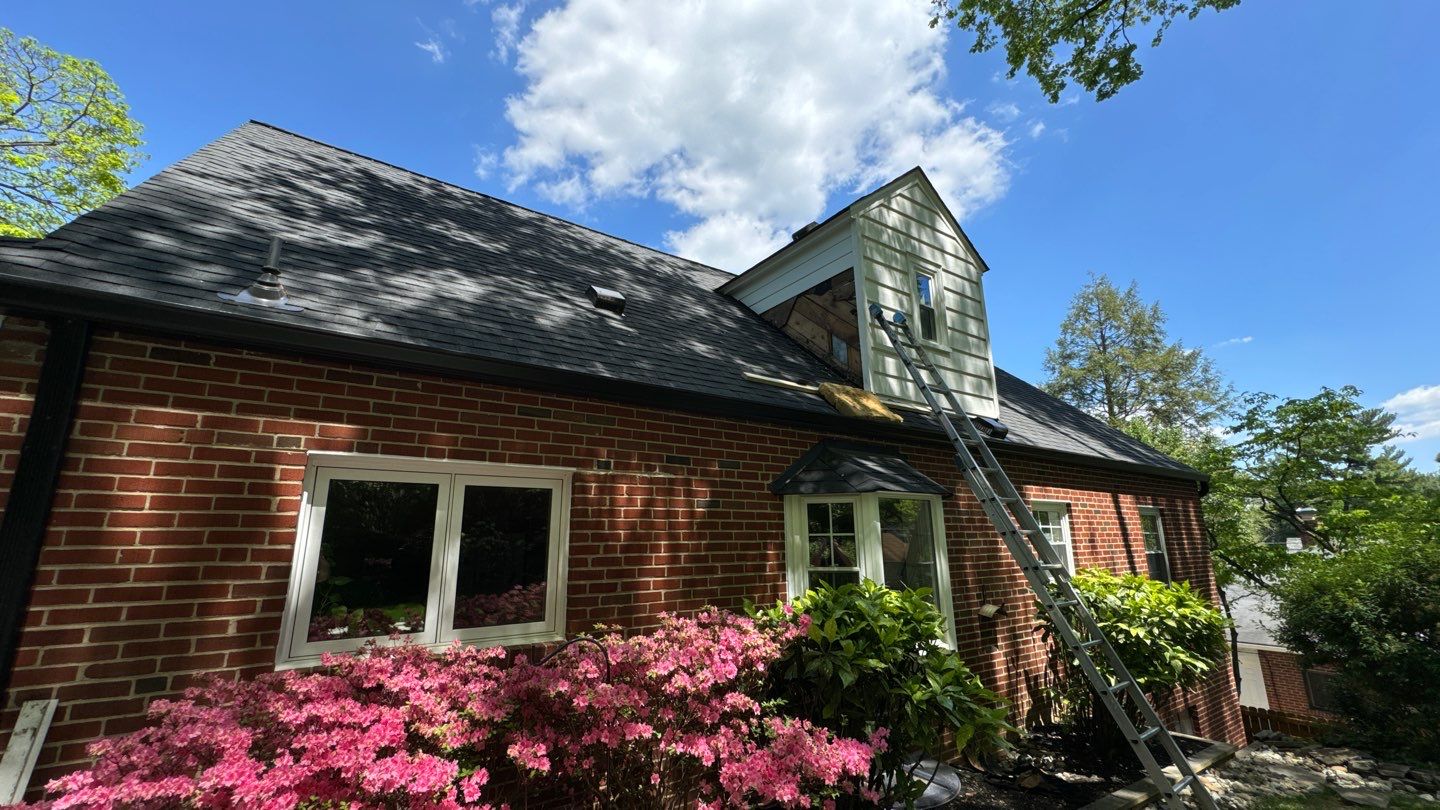 Annandale: James Hardie Siding Installation by RM Banning, Inc.