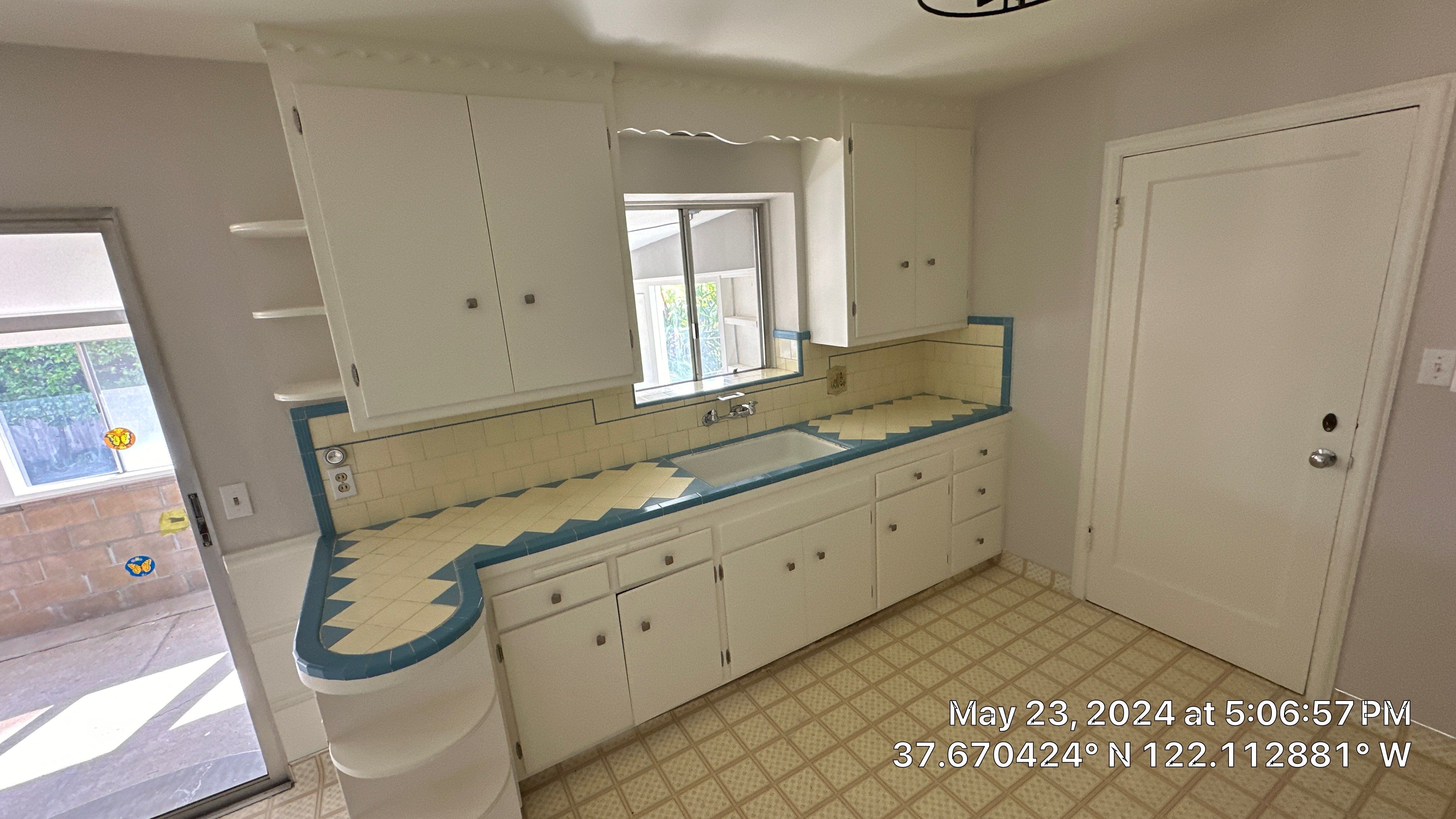 Interior- exterior Painting Hayward  by Herrera’s Bay Area Painting inc.