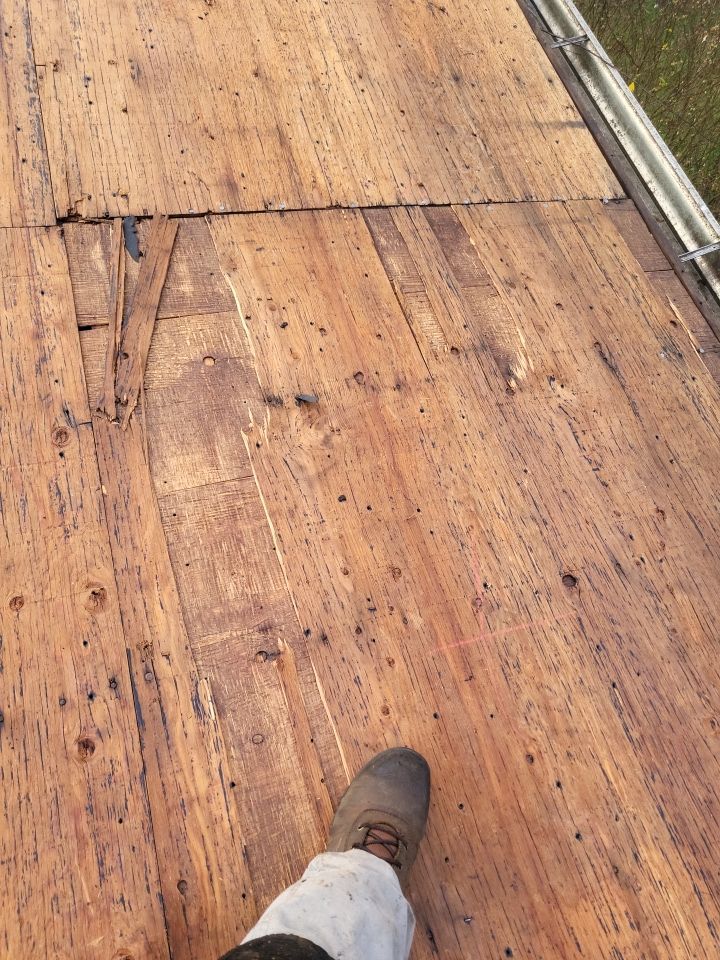 ATLAS PINNACLE COLOR: PRISTINE SCOTCHGARD WEATHERED DRIP EDGE: MUSKET BROWN by Eagle Eye Roofing