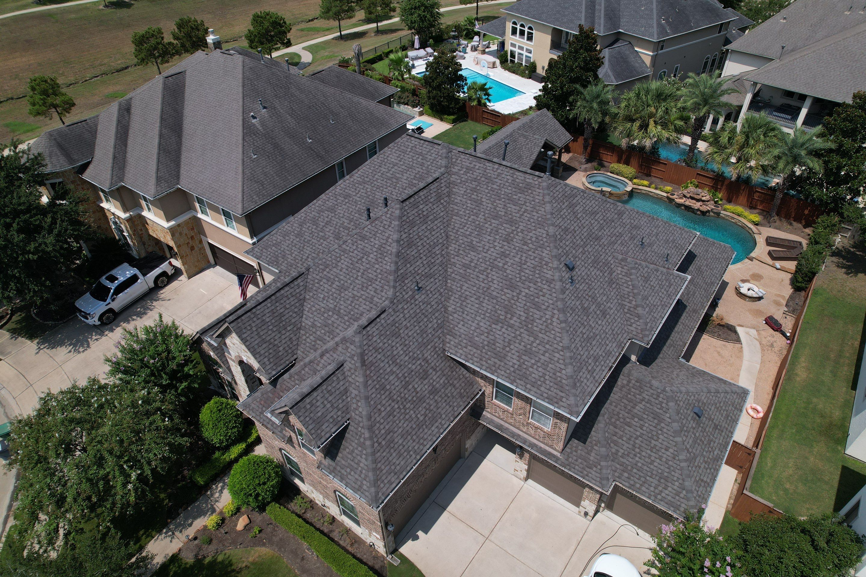 Residential Roofing Installation using CertainTeed Landmark by Vlex Roofing