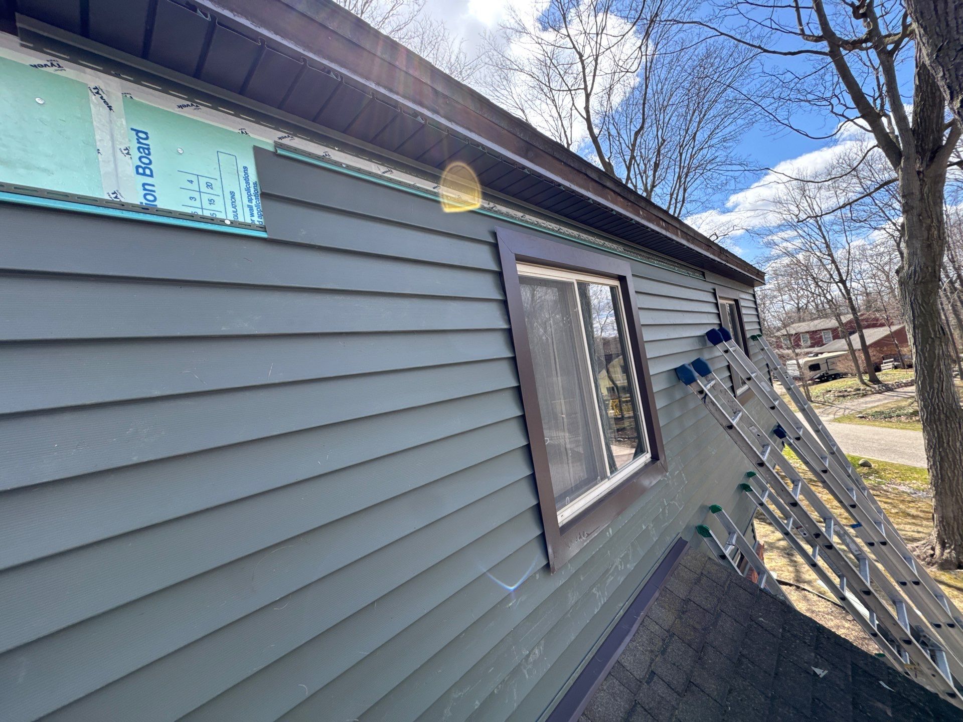 Siding Replacement using Alside Charter Oak D4.5" Deep Moss by 180 Contractors