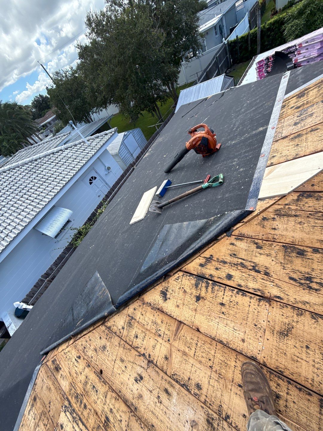 Project in Seminole 33772 by Mitchell Roofing Company LLC 
