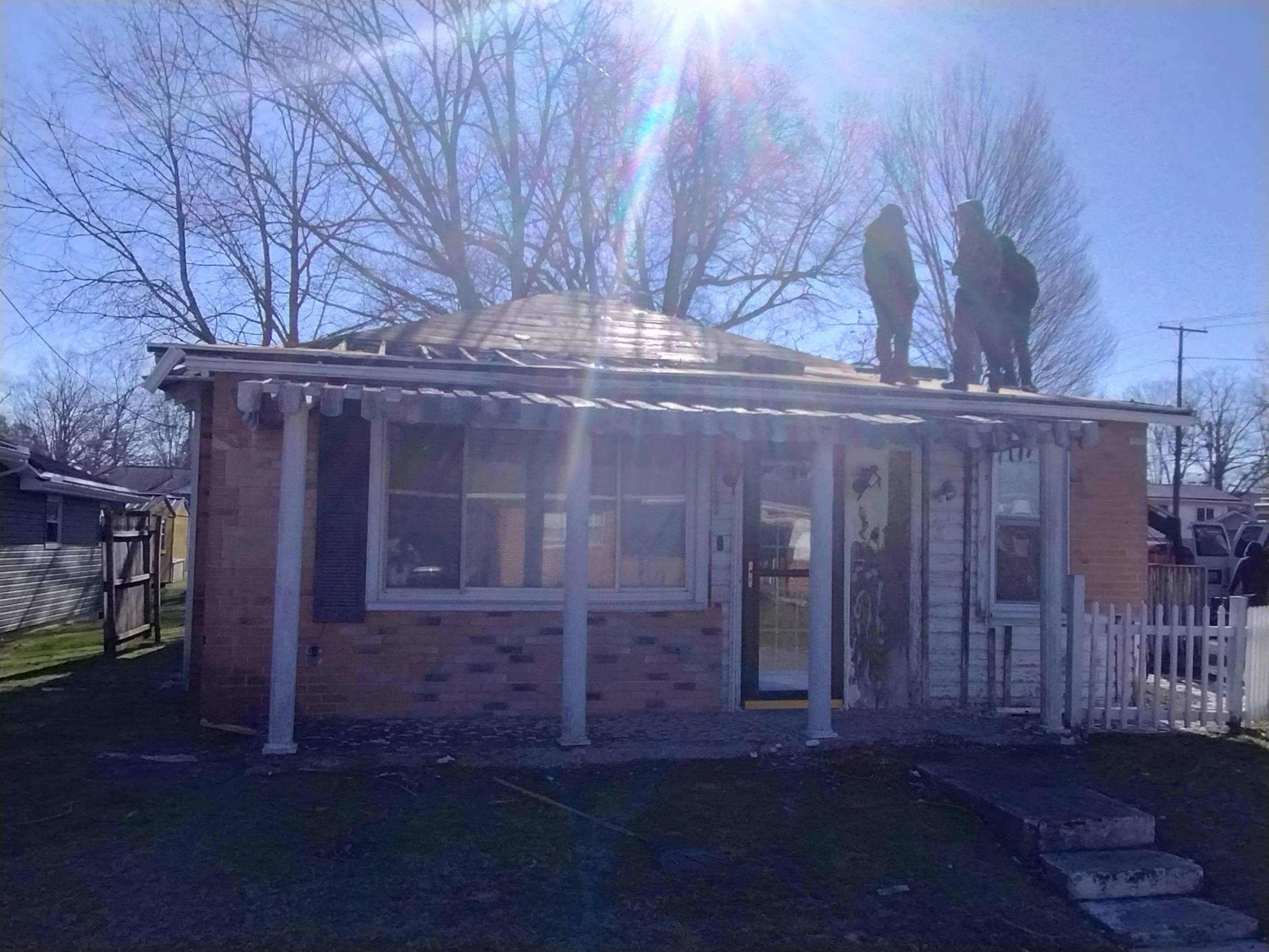 Residential Roofing Installation using Performance Shingles by Mr. Roofer