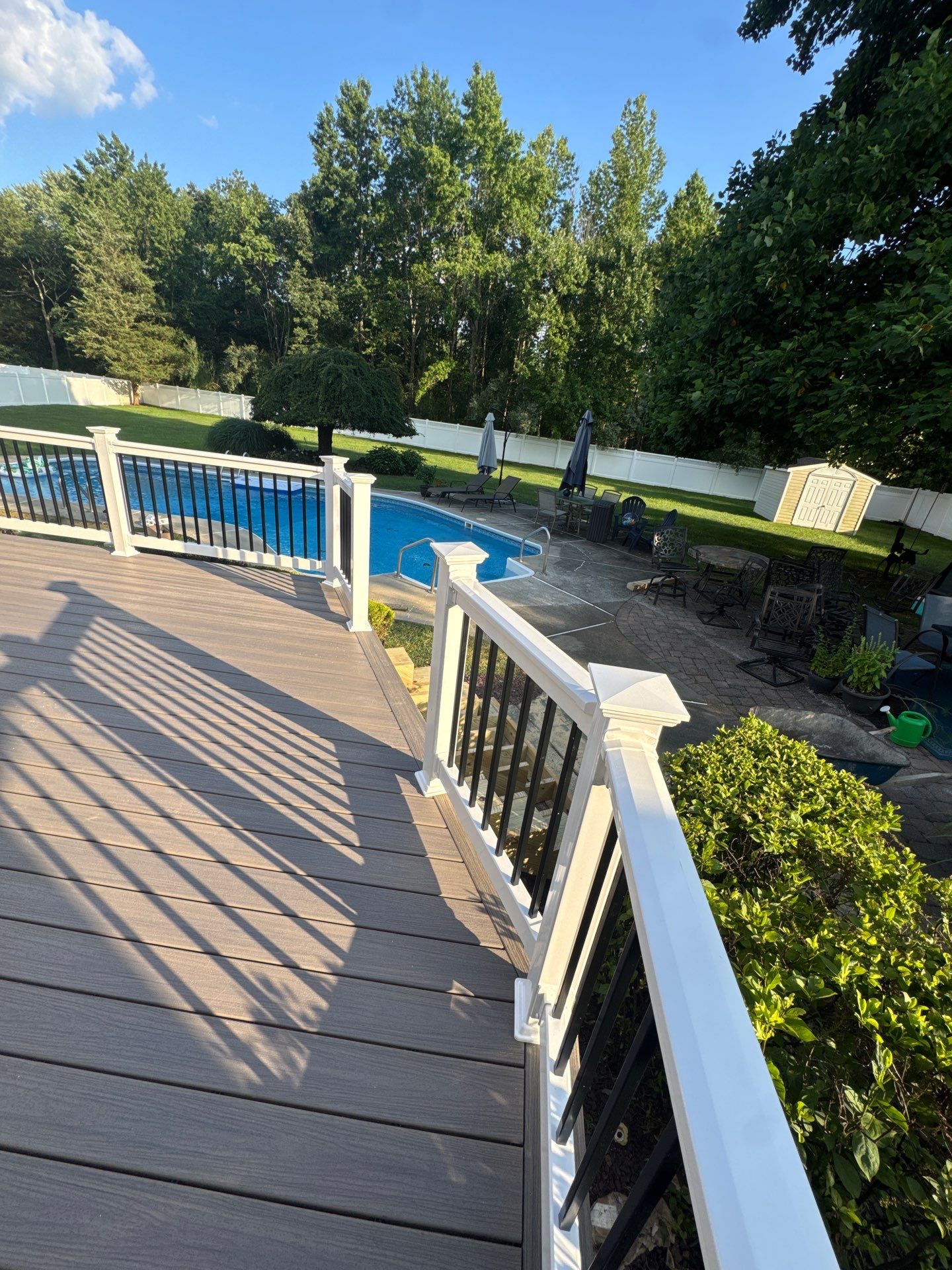 Deck Resurface and screen room remodel in Freehold Township by deck guardian