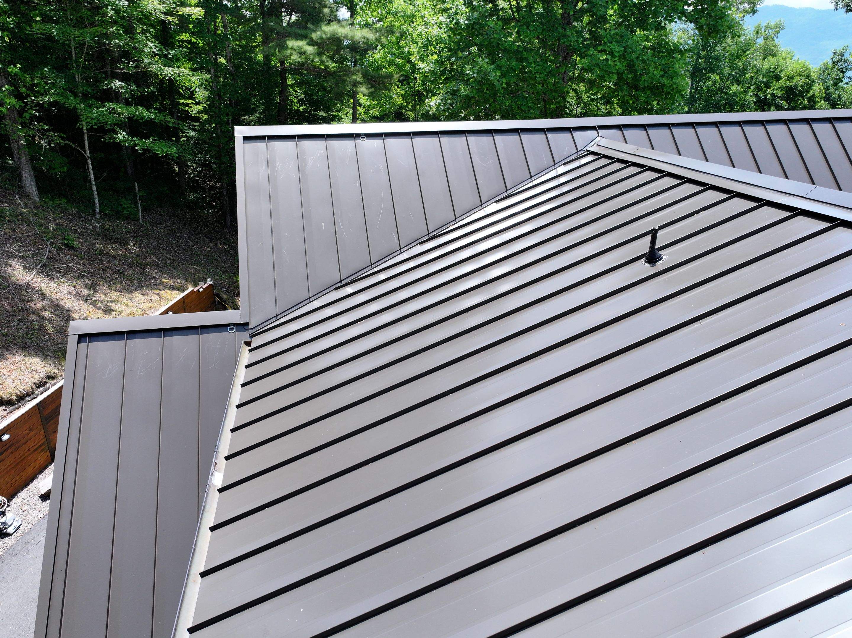 Burnished Slate Standing Seam by Omnia Roofing