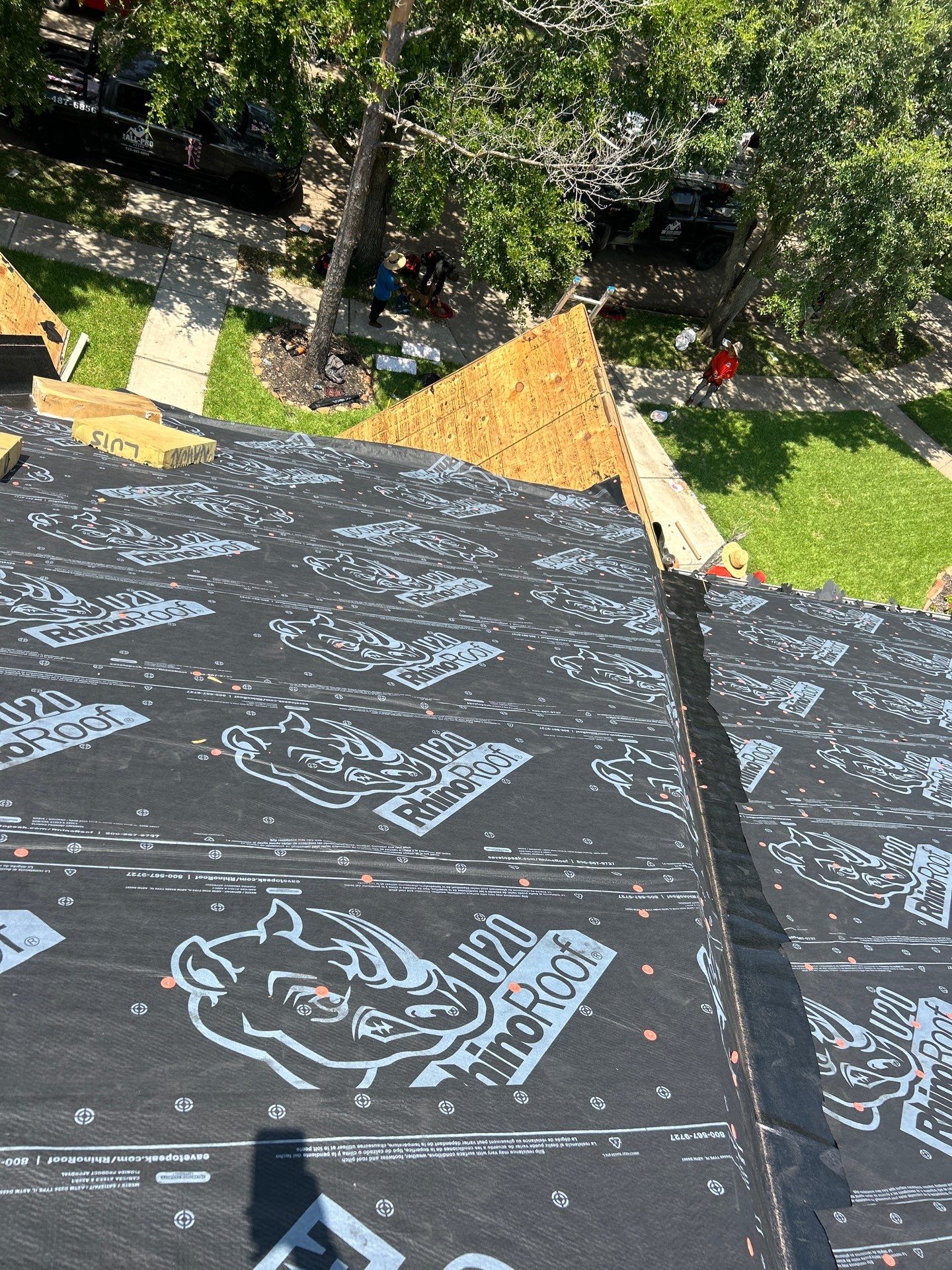 Residential Roofing Installation using Owen's Corning Duration (Lifetime) Shingles by Roof Repair Company