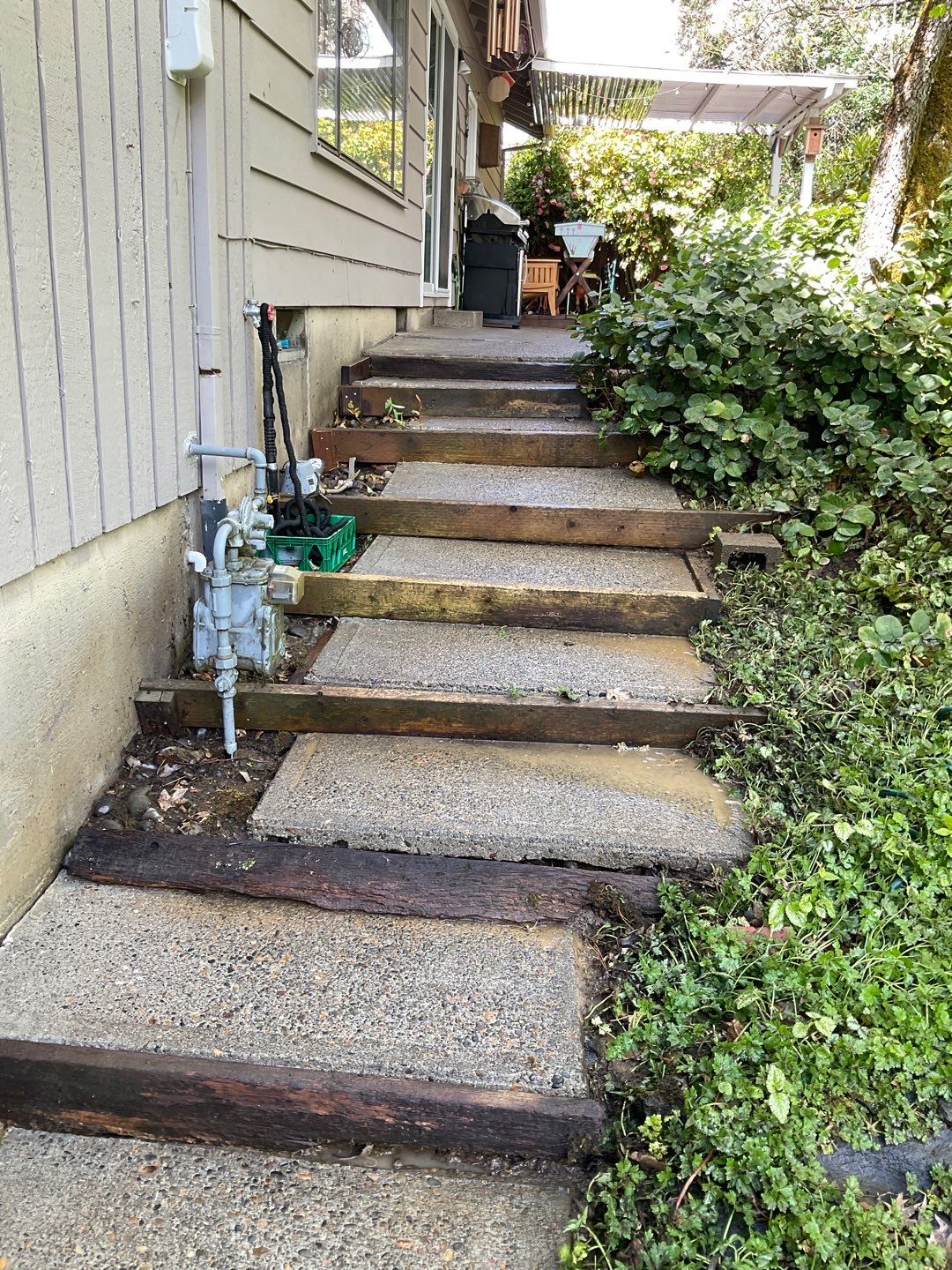 Patio Wash using Surface washer by Willamette Outdoor Wash LLC