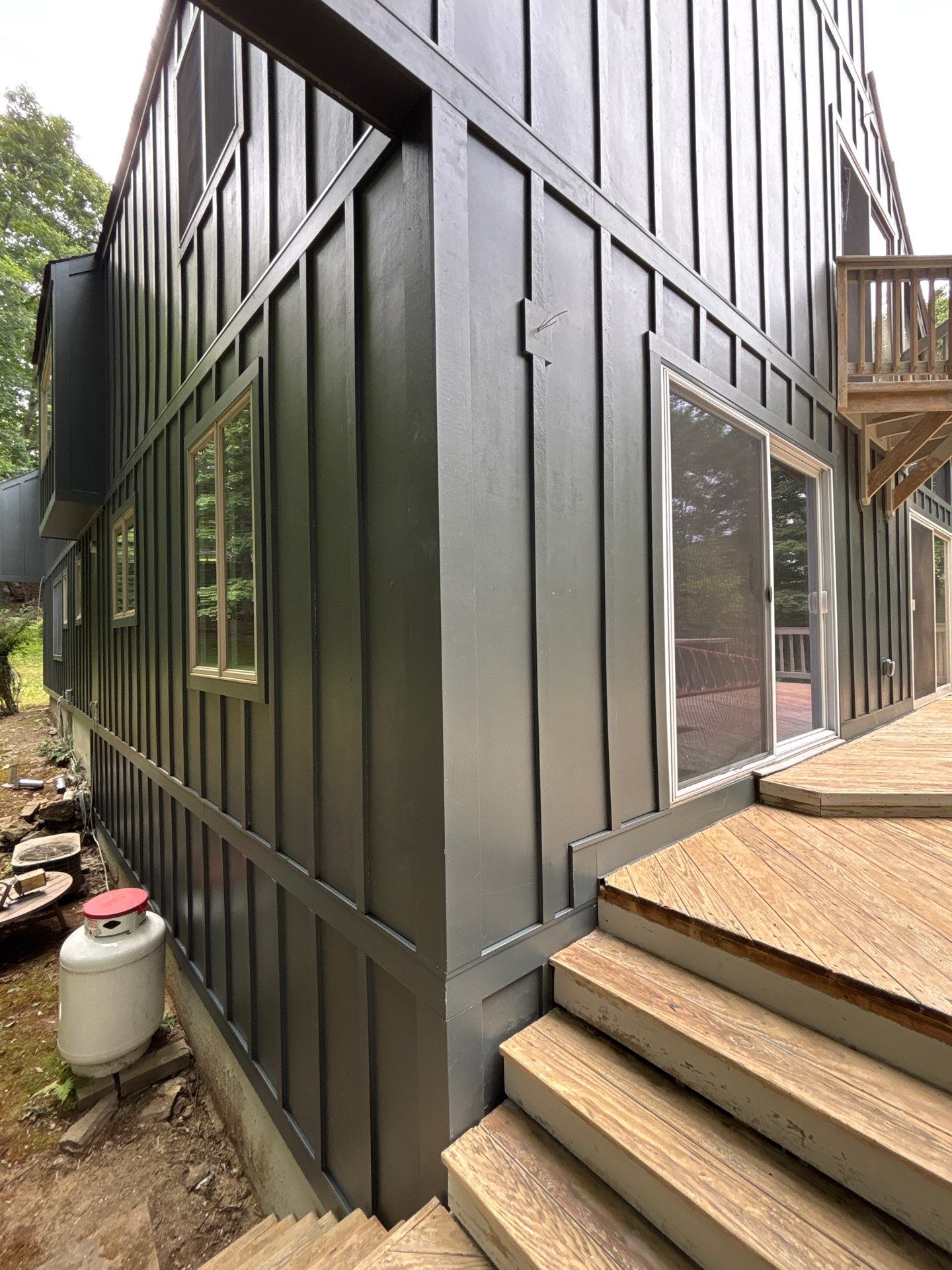 James Hardie Iron Gray Board & Batten in Waccabuc, NY by Ideal Siding - Westchester
