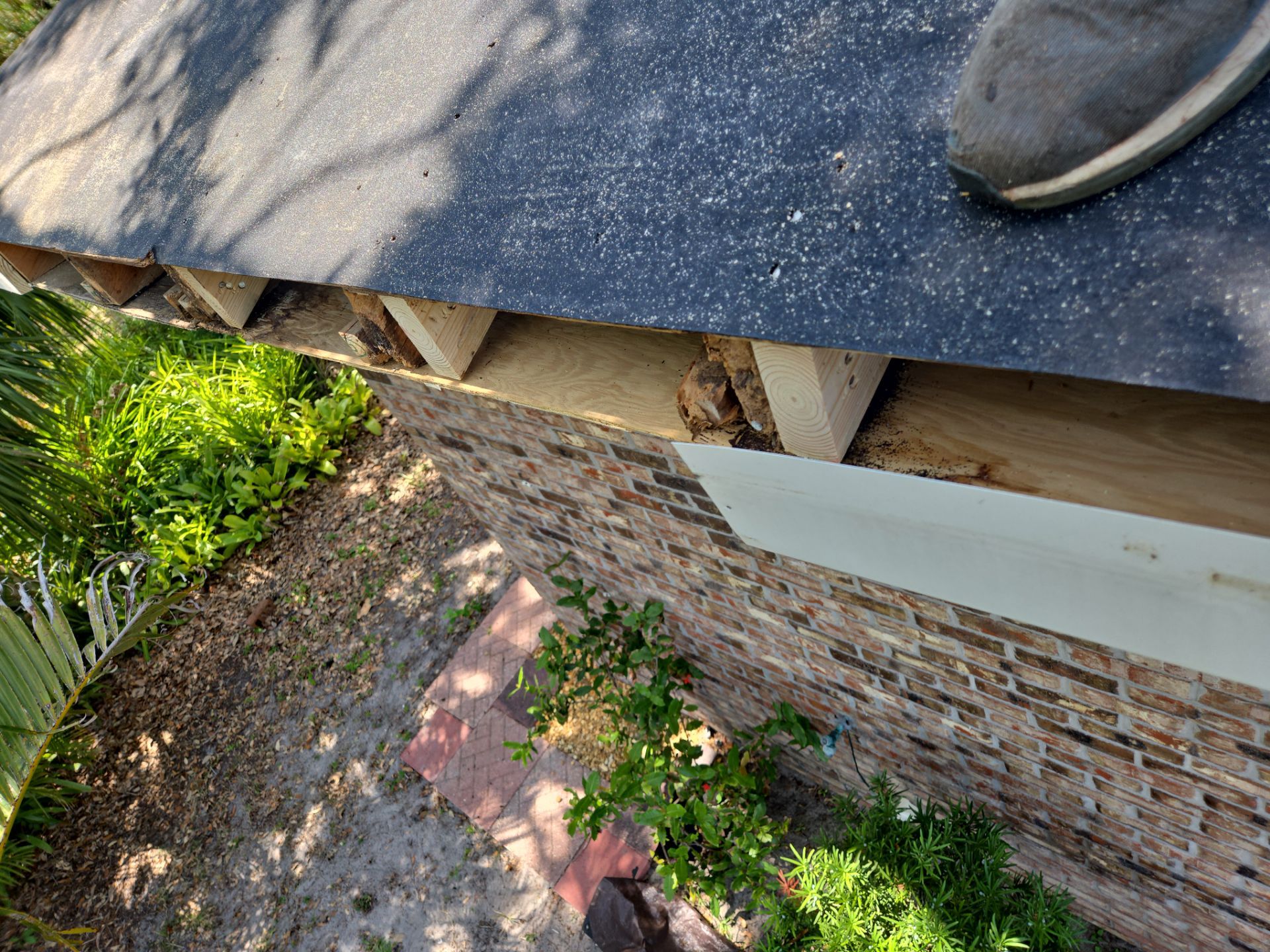 Project in St. Petersburg 33710 by Mitchell Roofing Company LLC 