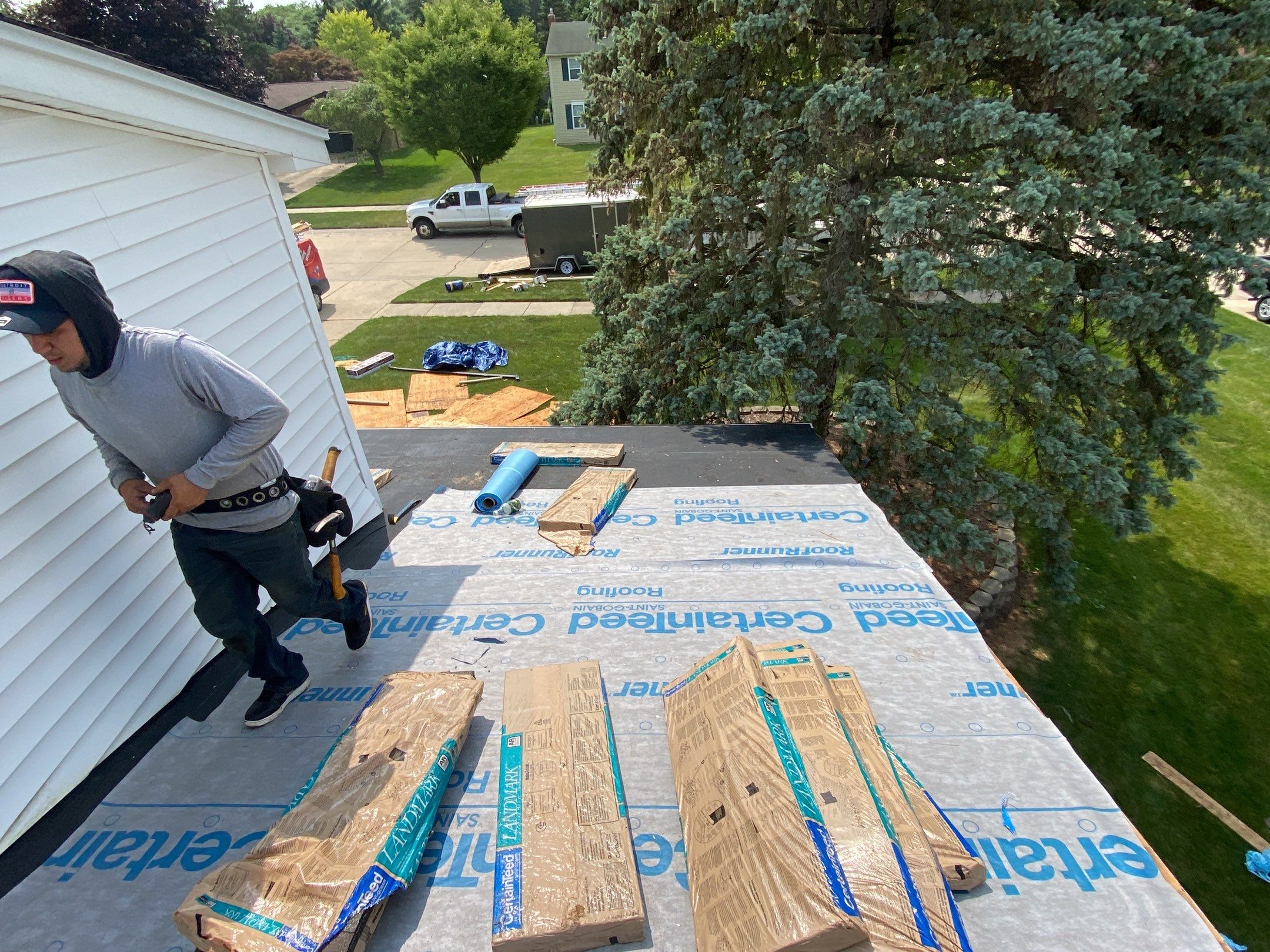 Roof Replacement using CertainTeed Landmark by 180 Contractors