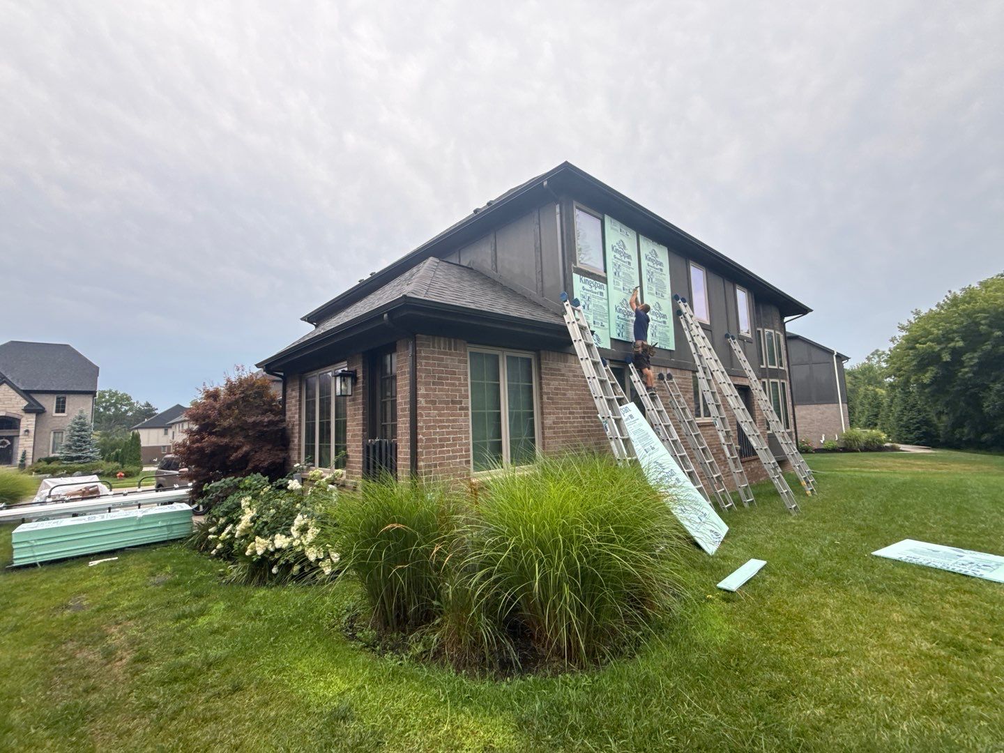 Siding Replacement using Alside S7 Cedar Mill Grain Composite by 180 Contractors