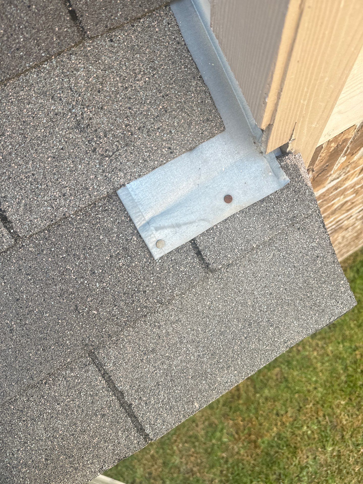 Hail Damage using Owen's Corning Duration (Lifetime) Shingles by Roof Repair Company