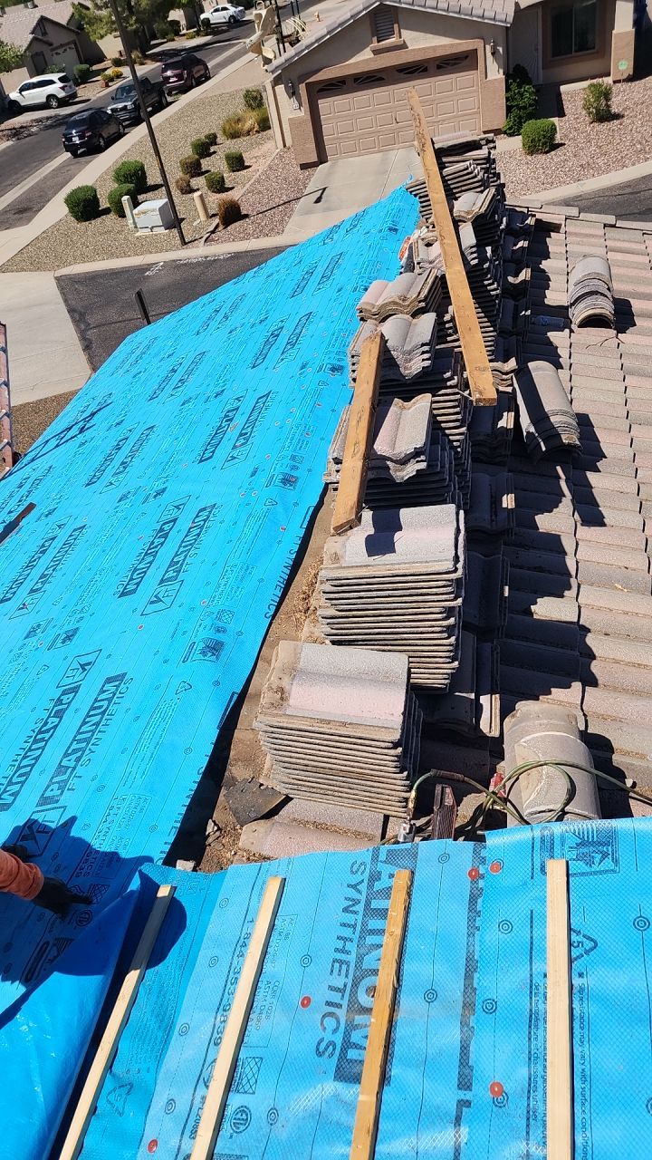 Santa Fe Blend Concrete Tile by Reimagine Roofing