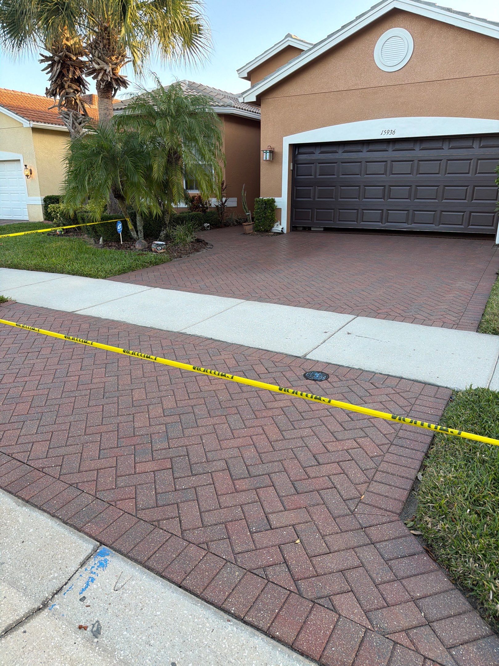 Valencia Lakes Paver Stripping and Sealing for Full Residential Property by Supreme Paver Experts