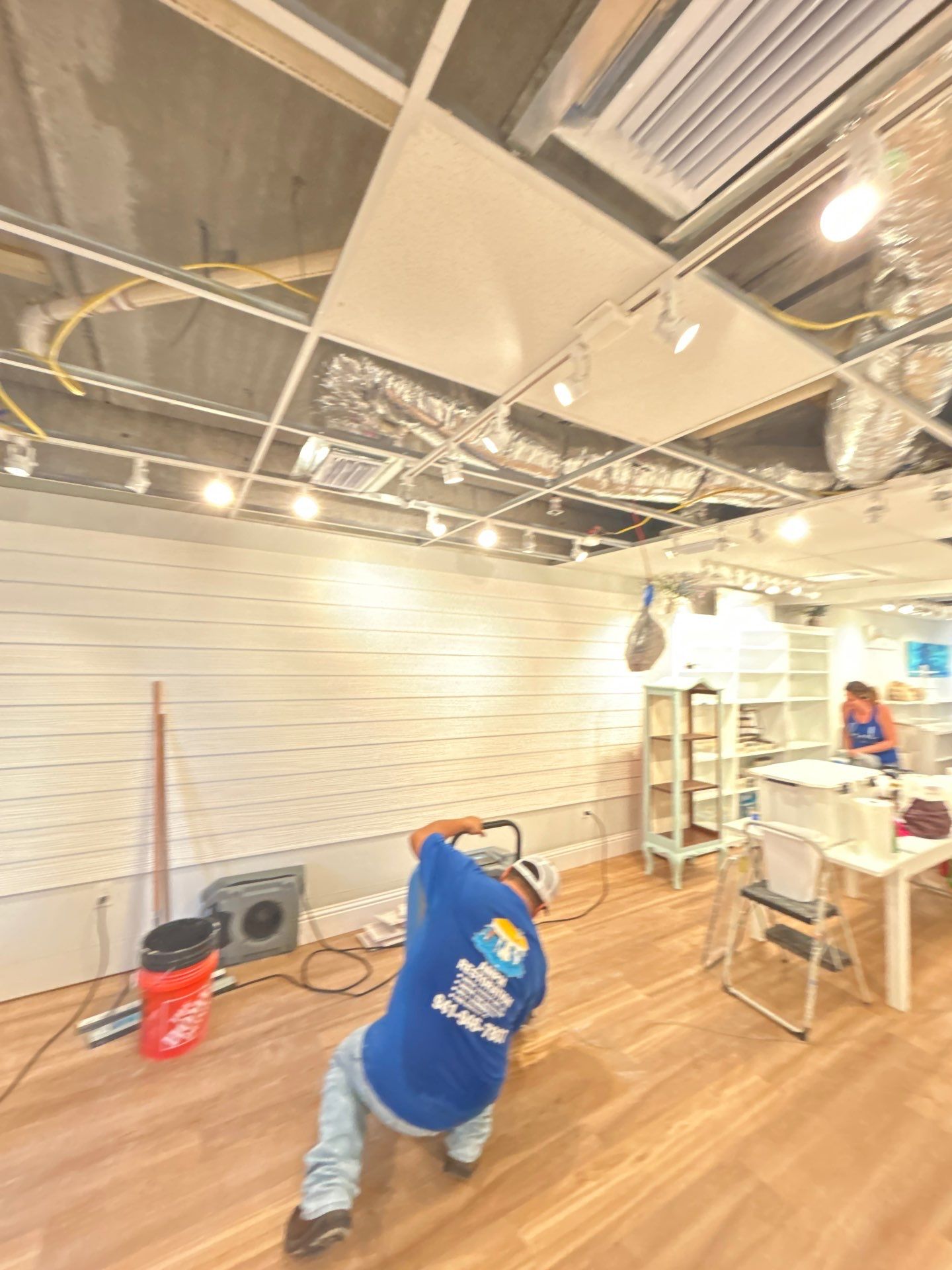 Water Damage Extraction by Ampm Restoration Services