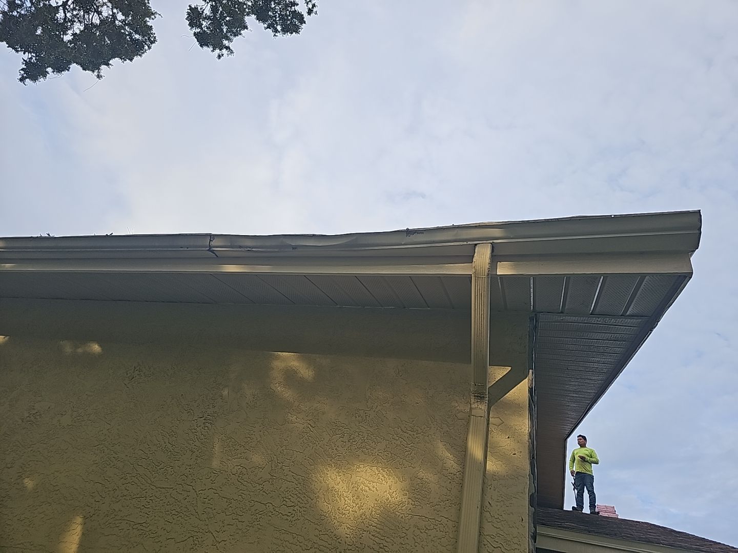 Project in Largo 33770 by Mitchell Roofing Company LLC 