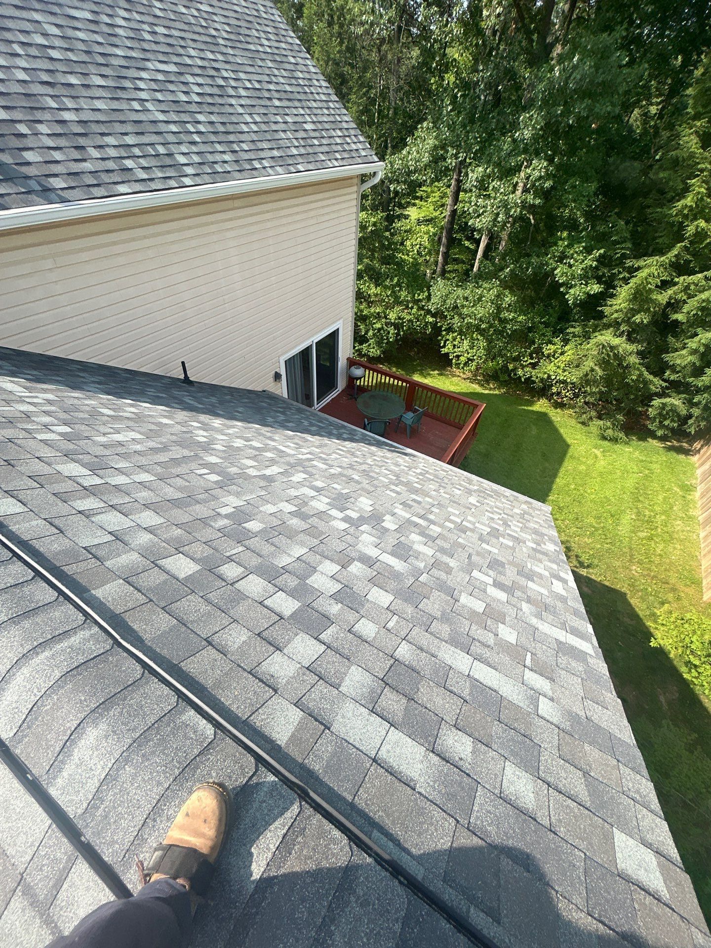 Springfield: Residential Roof Replacement with CertainTeed Landmark PRO in Max Def Georgetown Gray by RM Banning, Inc.