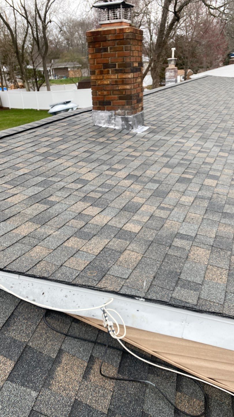 Residential Roofing Installation using Owens Corning TruDefinition Peppercorn  by A Plus Exterior