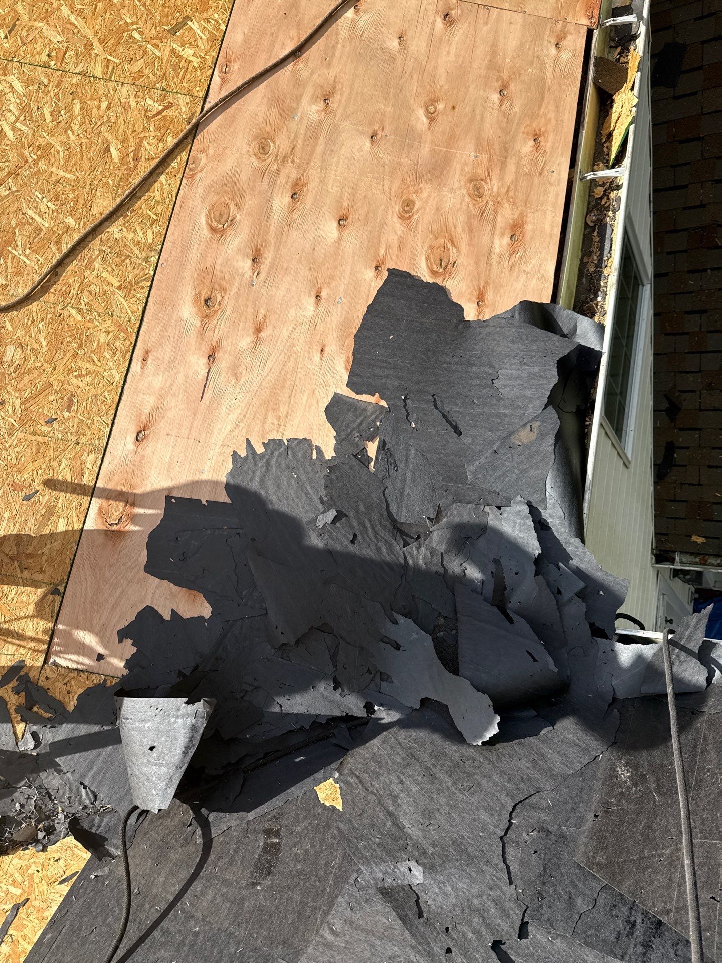 Fairfax station: Residential Roof with CertainTeed Landmark Pro in Max Def Shenandoah  by RM Banning, Inc.