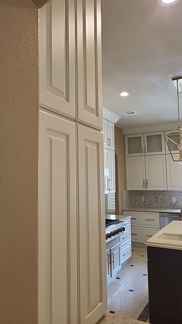 Complete Kitchen Renovation in Helotes, TX by Legacy Bath and Kitchen 