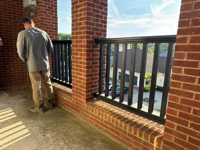 Commercial Exterior & Stairwell Painting – Corner Market