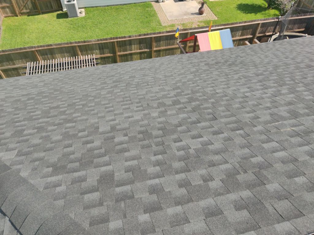 GAF HDZ - Charcoal by Elite Roofing LLC