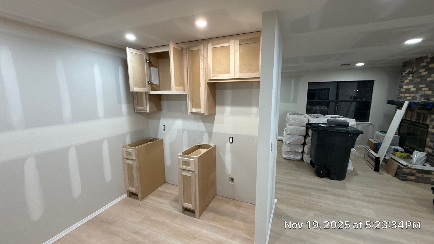 Project by Decor Roofing & Restoration by Decor Roofing & Restoration