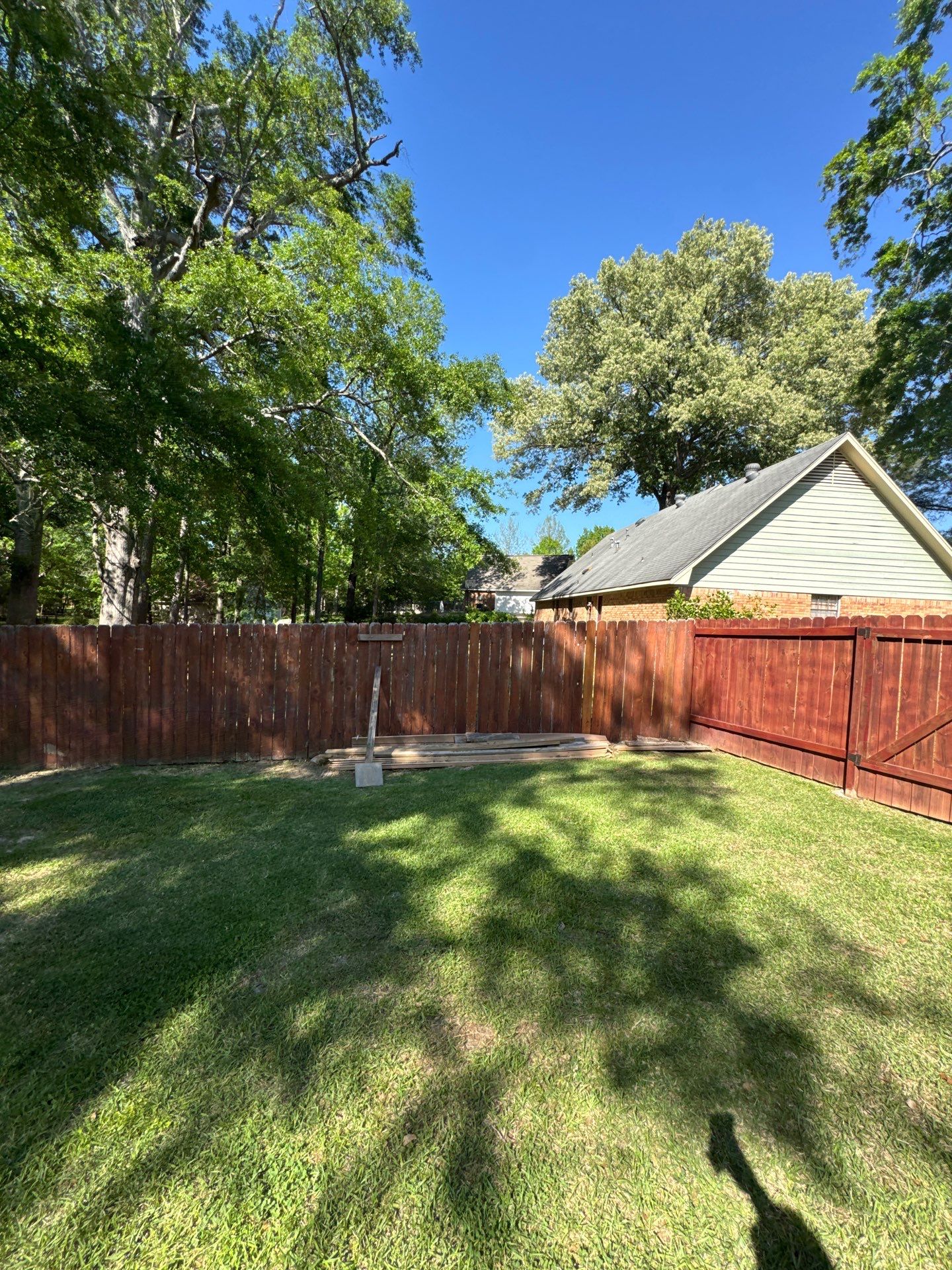 6' Cedar Good Neighbor w/Black Chain Link by Roberson Construction LLC