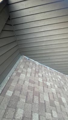 Turtle Shell gutter protection installation in West Chicago, IL 60185, photograph 27