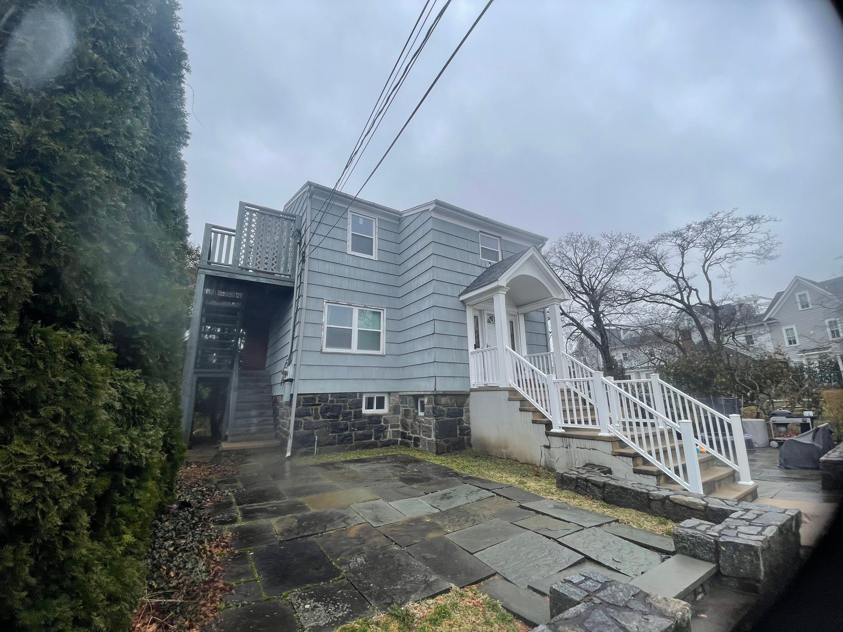 Siding Installation using Certainteed Cedar Impressions Straight Edge Perfection Shingles - D7 - Sterling Gray by A Plus Exterior