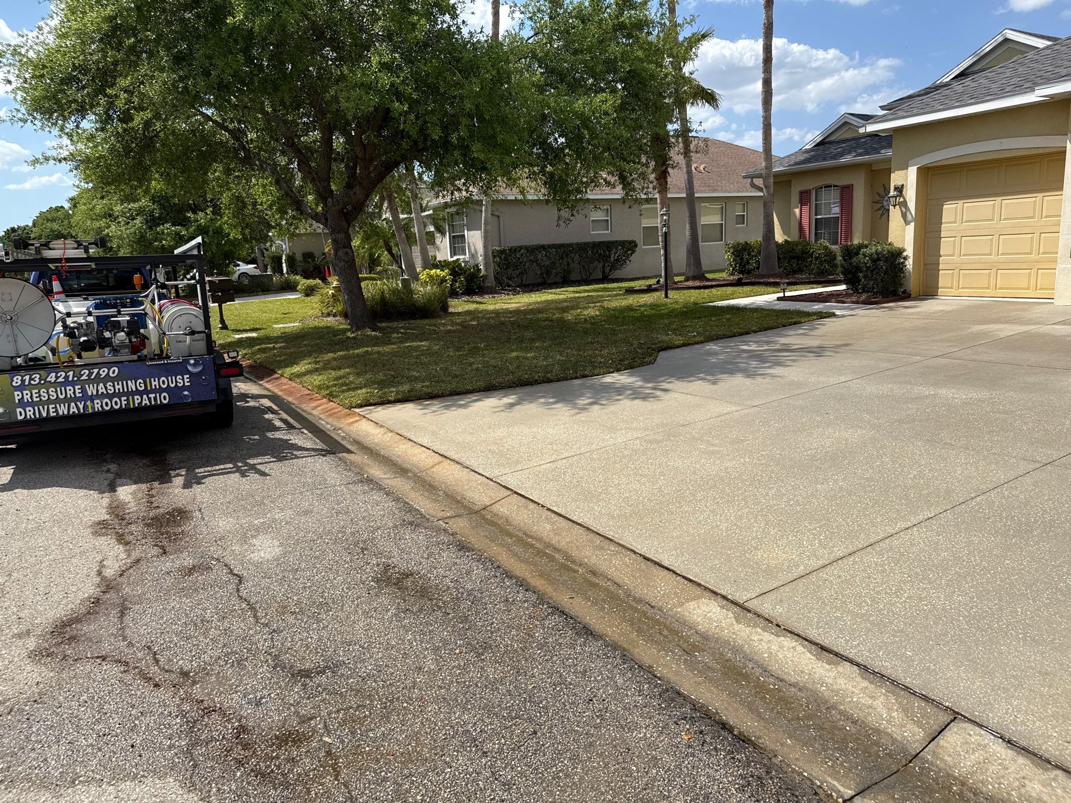 Driveway & Rear Wall Soft Wash | Lexington Community | Parrish, FL | Sunshine AquaWash by Sunshine AquaWash